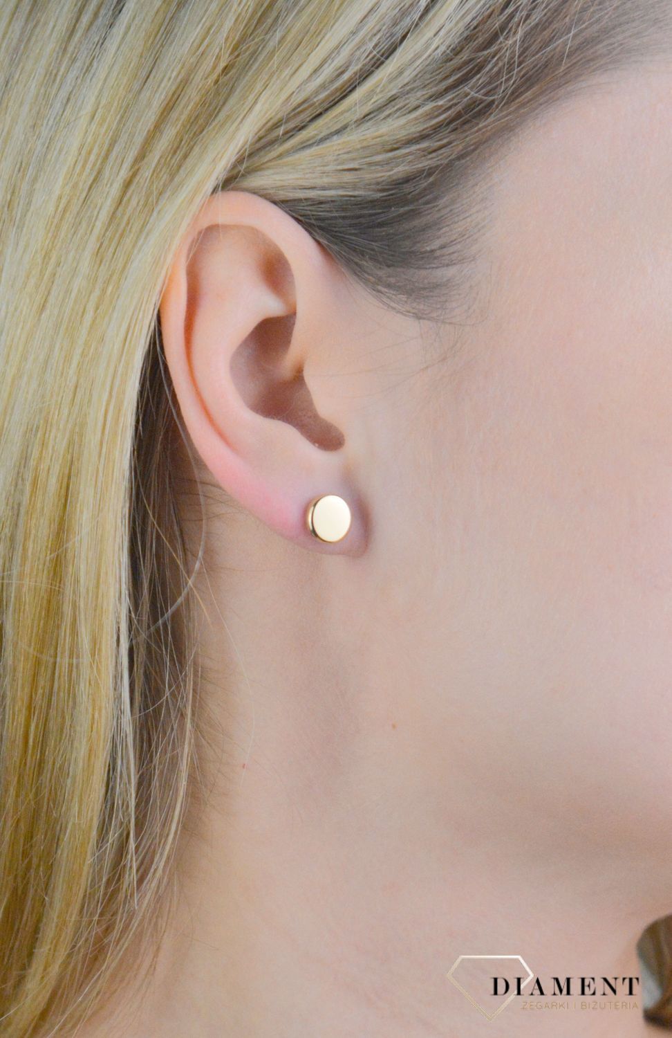 Kolczyki złote płaskie okrągłe 375 na sztyft KL 6531A 375.  Złote kolczyki damskie. Kolczyki złote na sztyft. Klasyczne złote kolczyki. Kolczyki złote gładkie. Kolczyki złote damskie na prezent..jpg